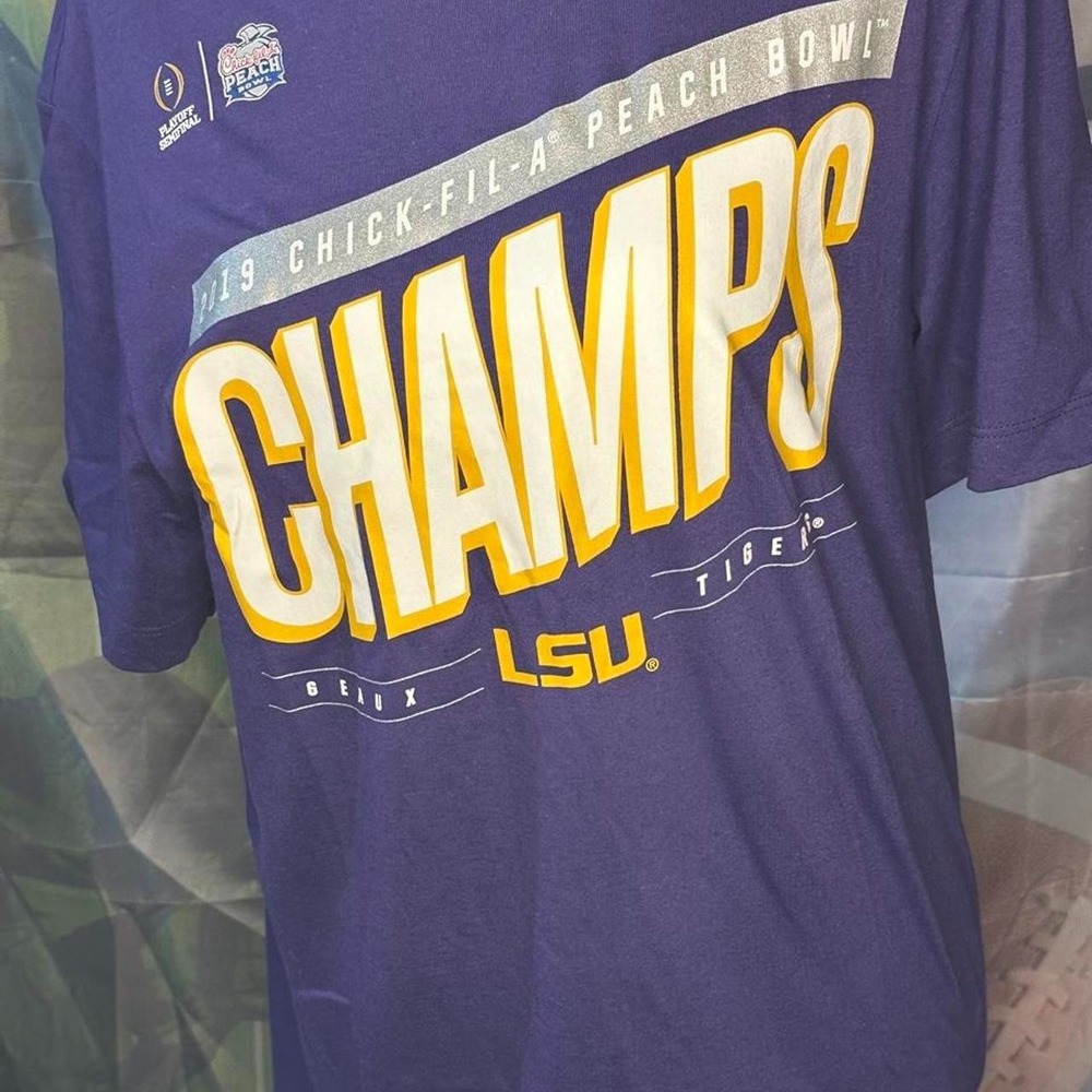 Nike LSU Tigers 2023 Peach Bowl Champions T-shirt in purple size S
